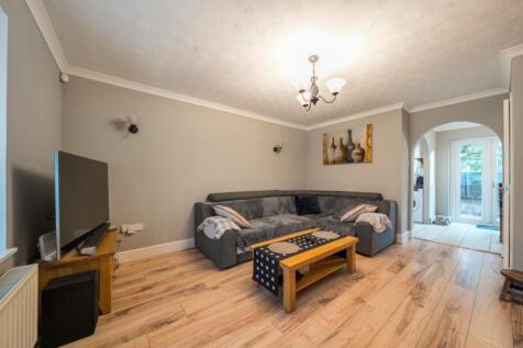 1371814-4-68f9959d7db9d