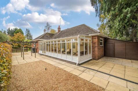 1373151-15-6900f6d772589