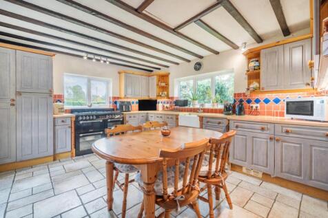 1372374-12-68ffb025f2804