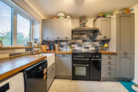 1375210-15-6904da4db4a1b