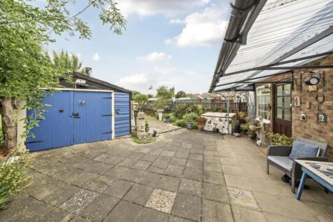 1304774-5-6841cb61e1a7c