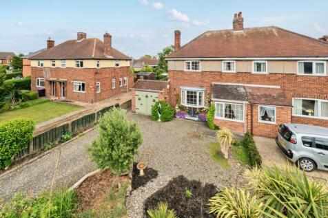 1304774-3-6841cdba52c32-ARW