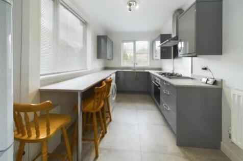 112579_QBE230052_L_IMG_05_0000_max_656x437