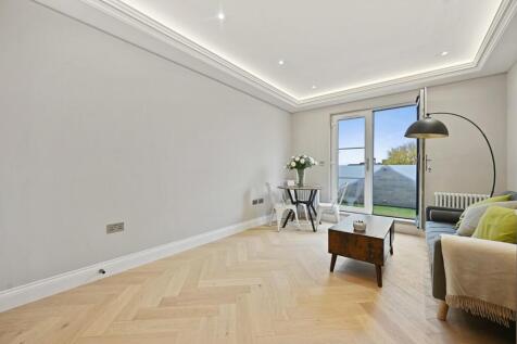 REA - Flat 4, 4 Lynton Road - ReceptionA3 (1).jpg