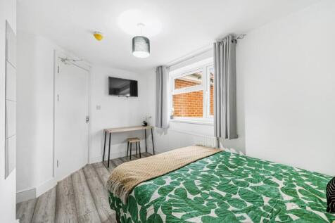 16 the Crescent-15.jpg