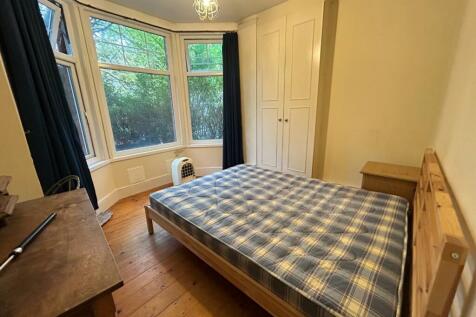Flat B bedroom 1