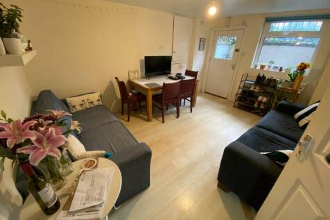 Flat A Living room