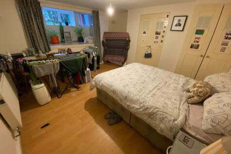 Flat A bedroom 2