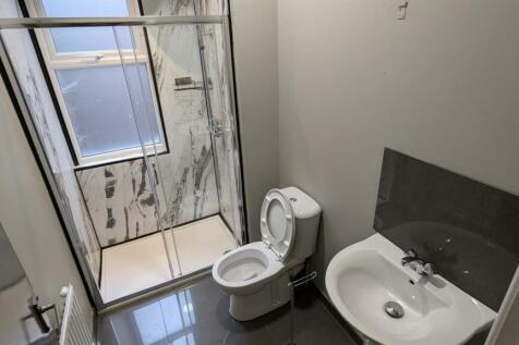 Shower Room 2