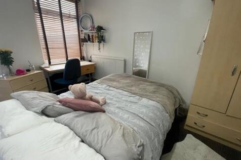 bedroom2