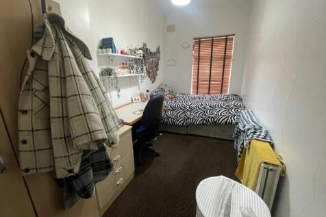 bedroom5