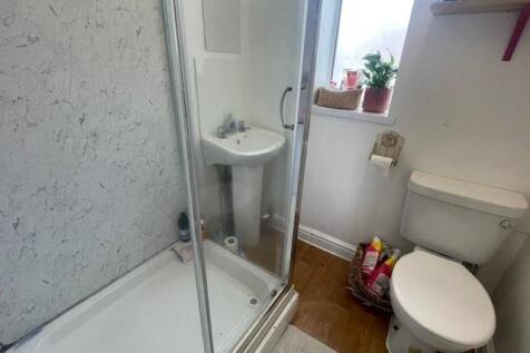 bathroom2