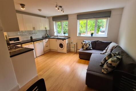 Lounge Kitchen