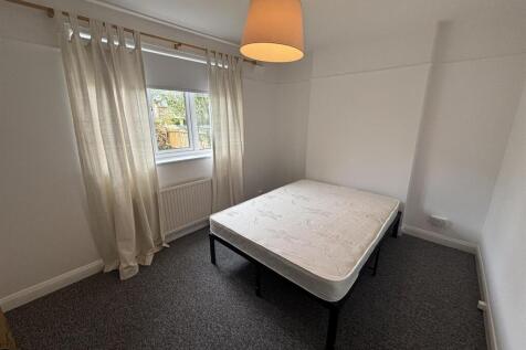 Ground Floor Bedroom 3