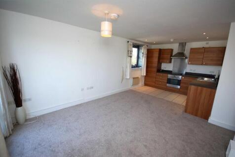Lounge / Kitchen