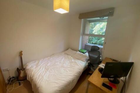 Bedrooom 2