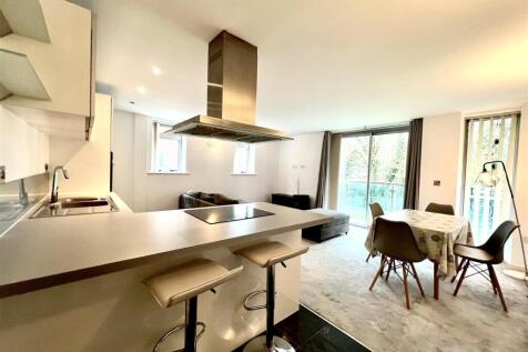 Lounge Kitchen