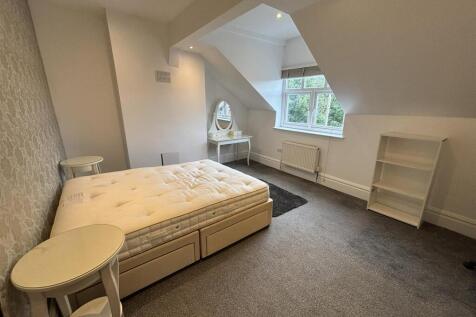 Bedroom 6 - 2nd Front