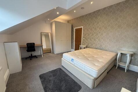 Bedroom 6 - 2nd Front