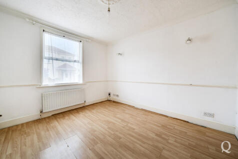 8d220201-3095-438...