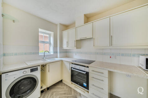 4aaa5e79-33f9-436...