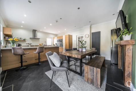 396fe73c-b7d5-400...