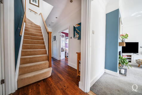 9df86e7c-7581-409...