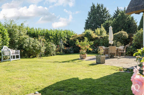 46950308-dd80-4c2...