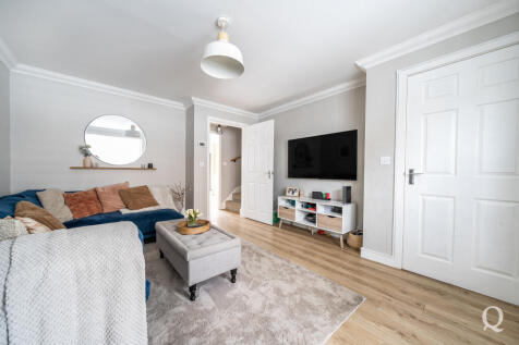 22b37bb5-f1a8-453...