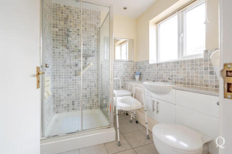 b7b759f6-2604-463...