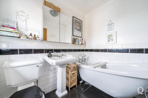 78ed8503-f564-40f...