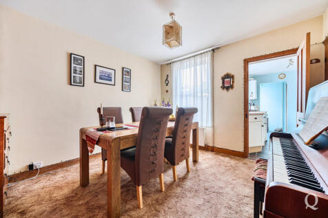 6a65f9f9-82ab-40a...