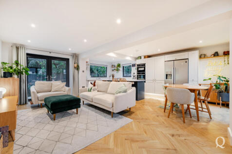 2e55d37f-7931-4df...