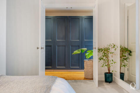 f73b08bb-5834-48c...