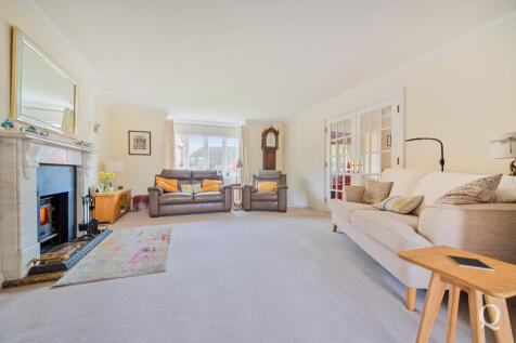 ebc85ea4-da42-446...