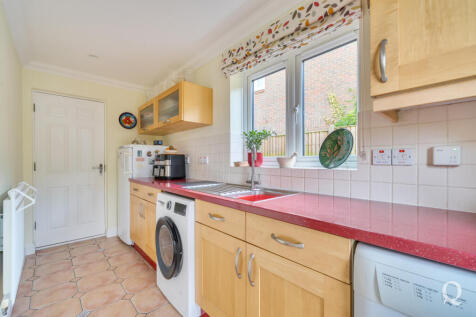 372a595a-73bd-475...