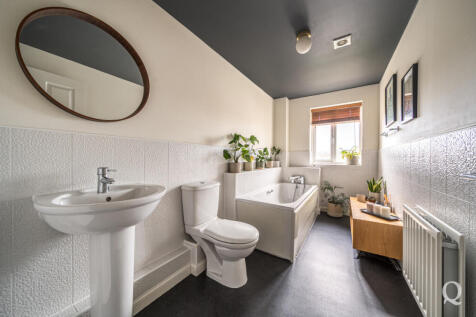 b6079ad1-1800-43d...