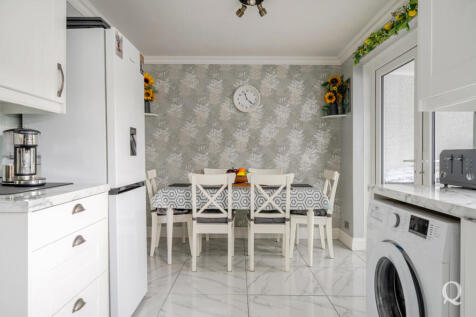 6906b798-6a1a-447...