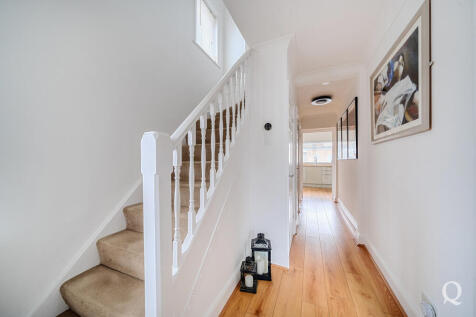 cd18f522-64f0-477...