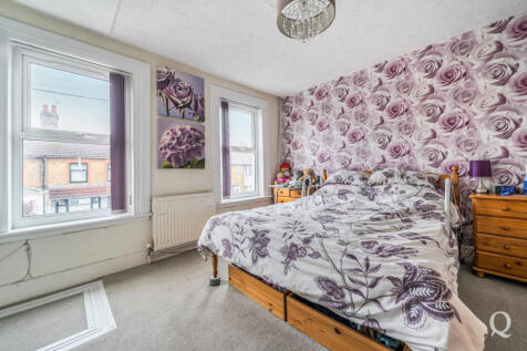 12b40f86-af88-4b4...