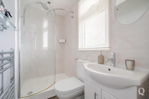 8db828e5-74f3-45c...