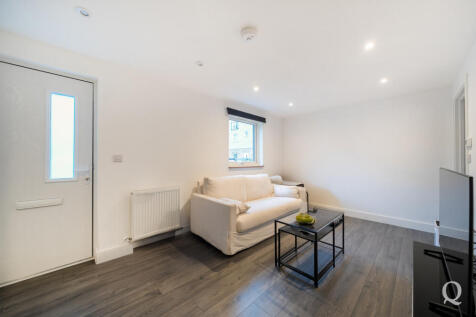 8dba0890-ede9-4d7...