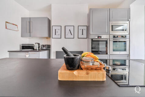 bd798358-9567-4d6...