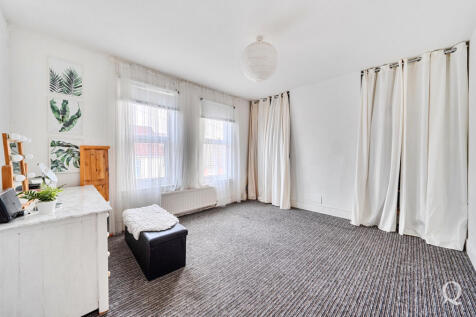 b6bf6c70-62fb-444...