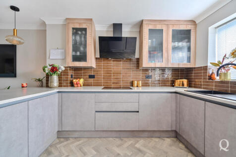 58e4c573-c06c-4ec...