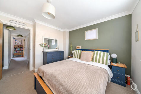 c7db6ce5-aa68-443...