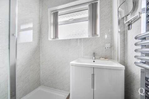 1d740247-34e4-45f...