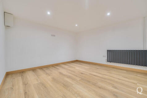 f78e5b8b-4ff8-49e...