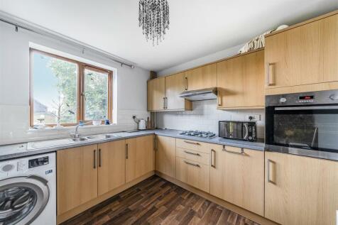 annex kitchen.jpg
