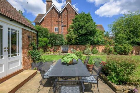 240621 - 25 Kimbolton Road, Bedford - 03.jpg